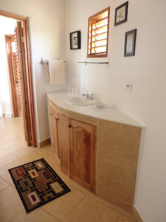 Kudehya Guesthouse Treasure Beach Oda fotoğraf